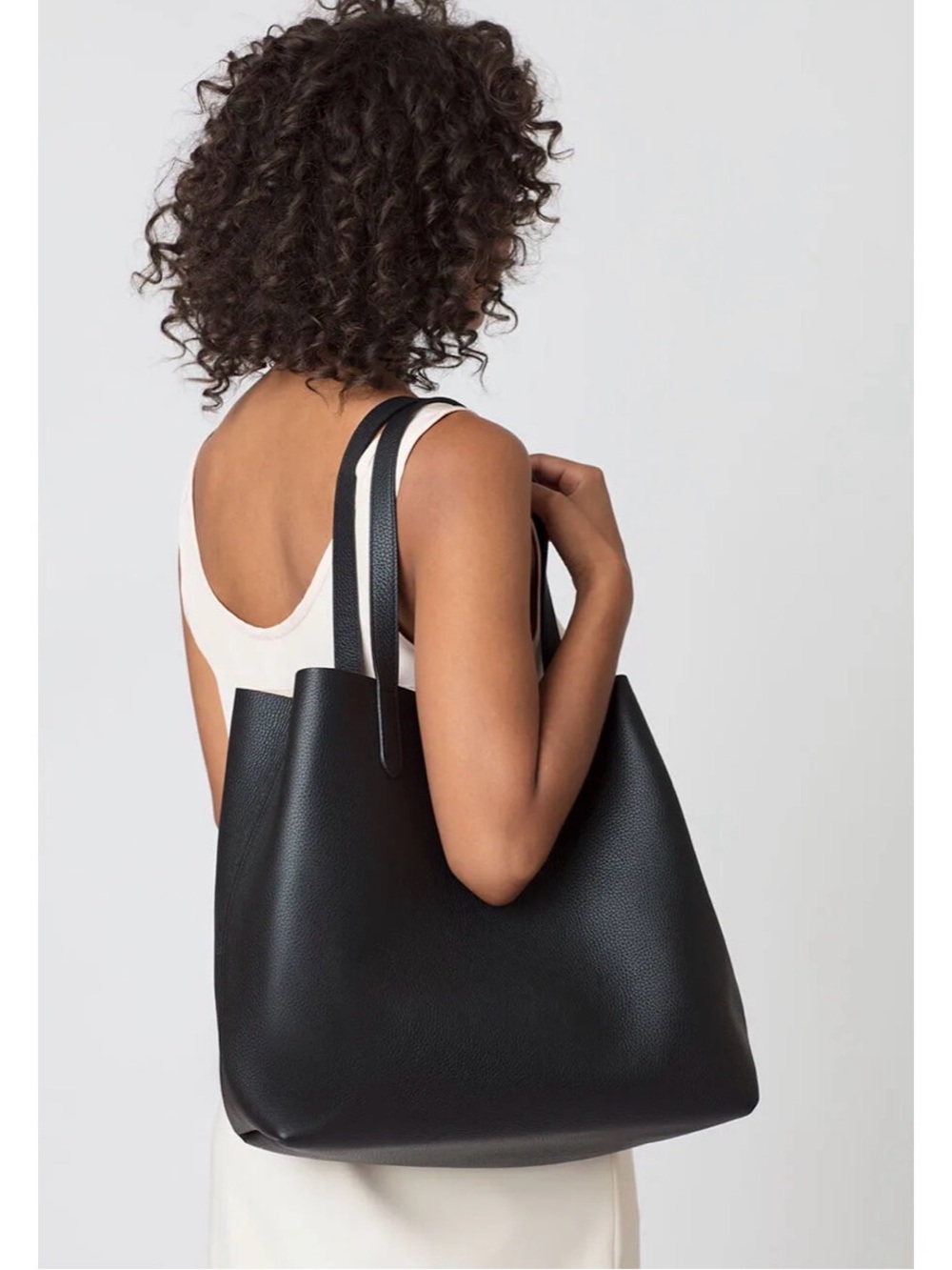 Cuyana Classic Structured Tote in Black - Picture 13 of 13